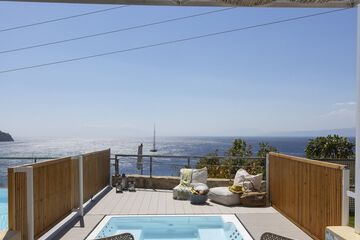 Beach/ocean view