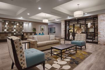 Best Western Plus College Station Inn & Suites
