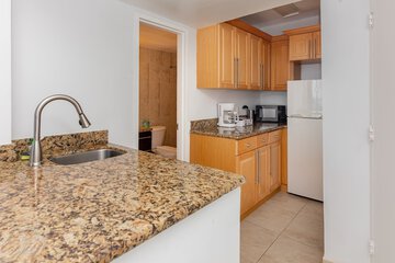 Private kitchenette