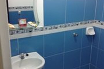 Bathroom sink
