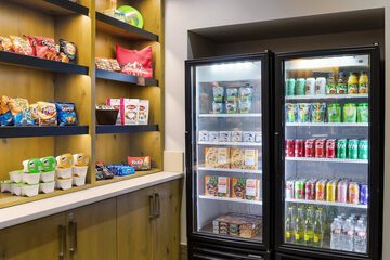 Snack bar