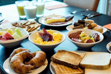 Breakfast meal