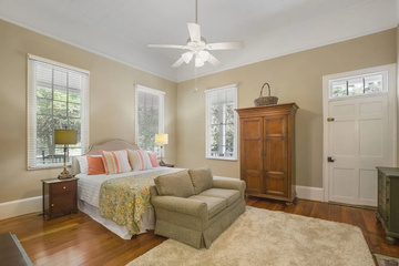 guest_rooms