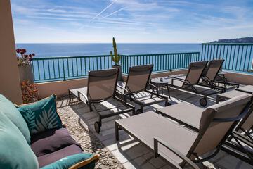 Sundeck