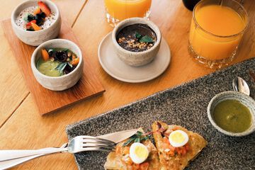 Breakfast meal
