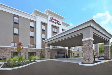Hampton Inn & Suites Oakwood Village Cleveland