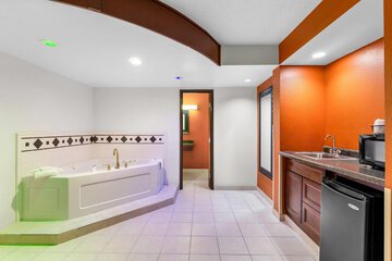 Jetted tub