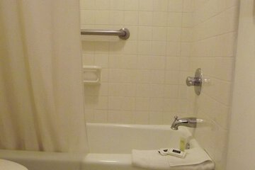 Room 82 of 175