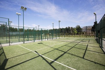 Tennis court
