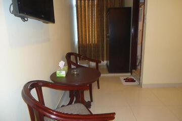 Photo 11