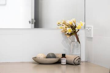 Bathroom amenities