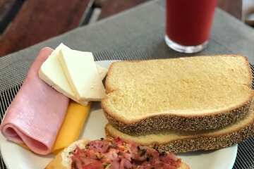 Breakfast meal