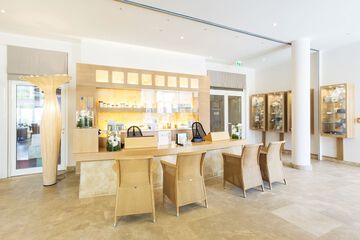 Spa reception