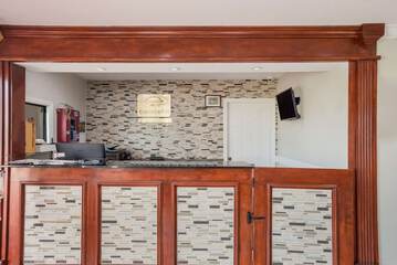 Hotel Interior 9 of 27