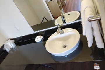 Bathroom sink