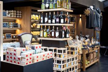 Gift shop