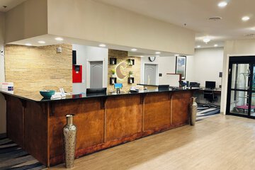 Check-in/check-out kiosk