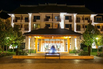 Front of property - evening/night