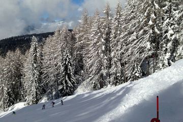 Snow and ski sports