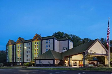 Inn on the Parkway