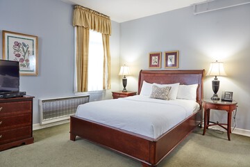 Room 28 of 33