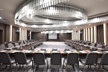 Meeting facility