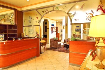 Check-in/check-out kiosk