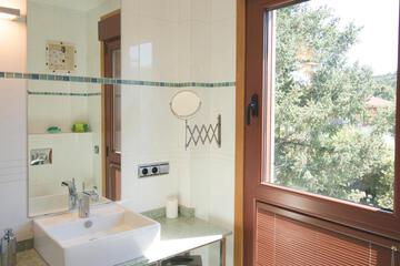 Photo 49