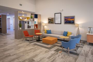 Hotel Interior 10 of 52