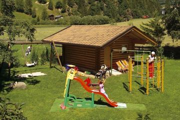 Children's play area - outdoor