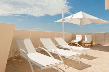 Sundeck