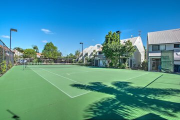 Tennis court