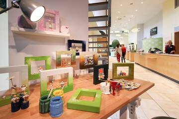 Shopping mall