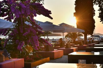 Beach bar