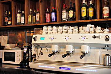 Coffee shop