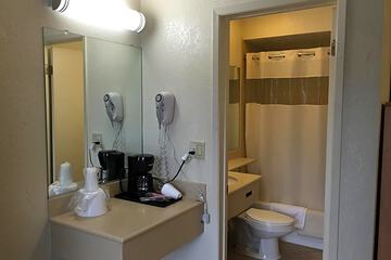 Photo 28