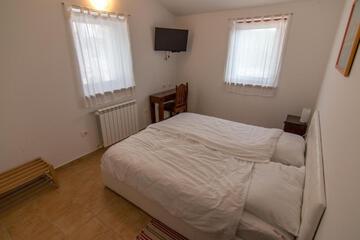 Photo 52