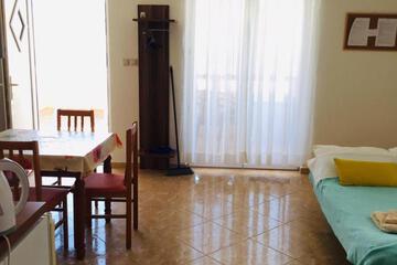 Photo 52
