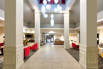 Hotel Interior 9 of 39