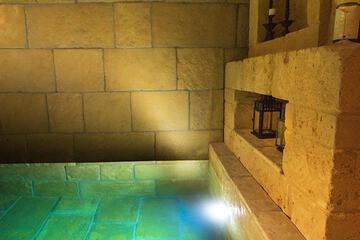 Jetted tub