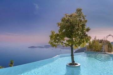 Infinity pool