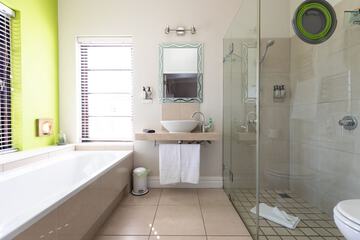 Bathroom shower