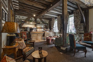 Coffee shop