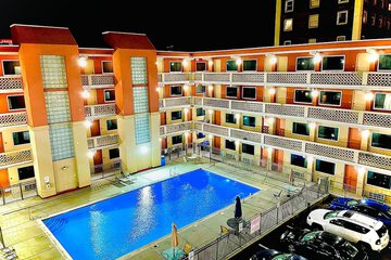 Clarion Inn