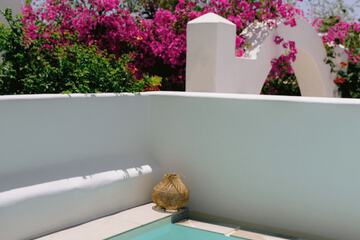 Private pool