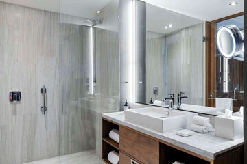 Bathroom shower