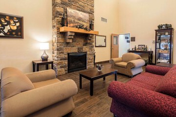 Hotel Interior 13 of 39