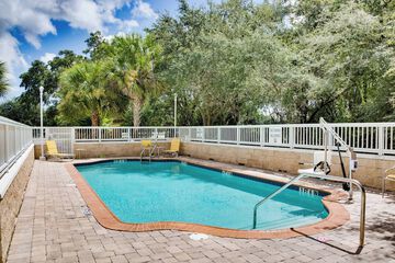 Fairfield by Marriott Inn & Suites Melbourne West / Palm Bay
