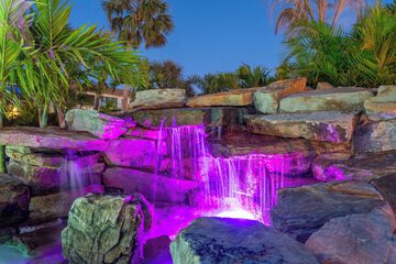 Pool waterfall
