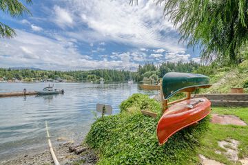 Dock